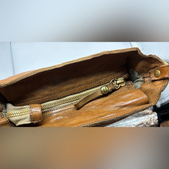 Campomaggi Brown Crossbody Bag with Studded Details - Picture 4 of 8